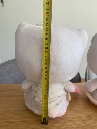 2 Peluches Hello Kitty hada madrina