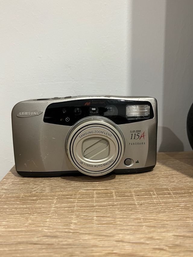 Samsung 115A Zoom - Cámara analógica 