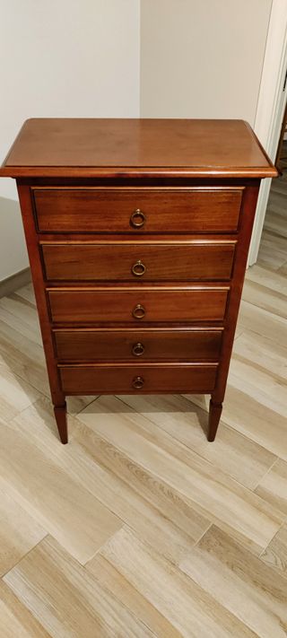 pregiata cassettiera in legno, 5 cassetti