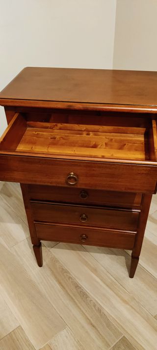 pregiata cassettiera in legno, 5 cassetti