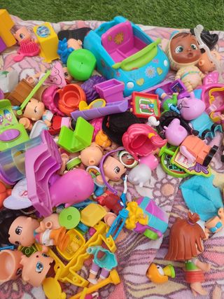 Lote juguetes niños - PinyPon, Bebés Llorones etc 
