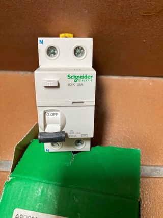 Interruptor automático Schneider Electric IIID K 2
