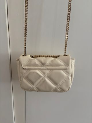 Bolso bandolera beige acolchado