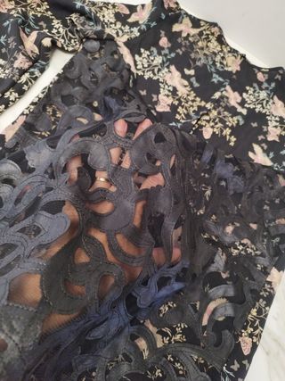 Blusa estampada flores y pájaros