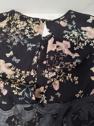 Blusa estampada flores y pájaros