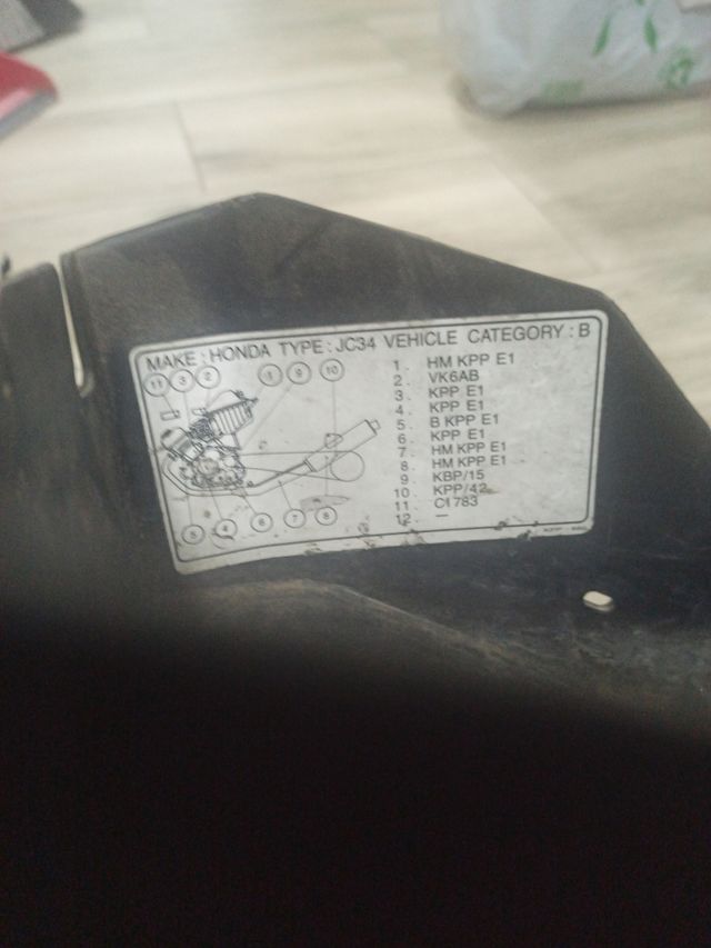 Cbr 126 (2006) portamatrícula trasera