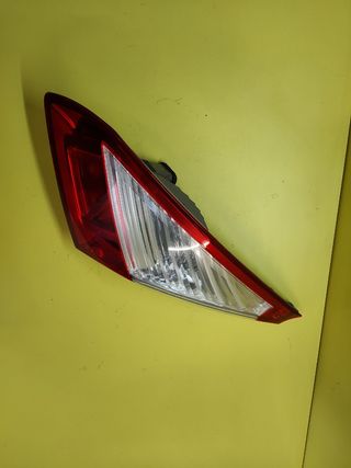PILOTO TRASERO DERECHO RENAULT MEGANE III PORTON 