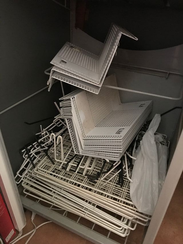 19 Rejillas metálicas blancas de 35x35