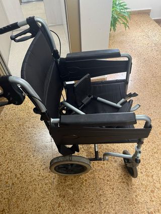 Silla de ruedas y andador en Gijón