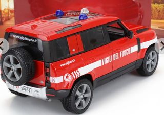 Land Rover Defender Vigili del Fuoco
1:24