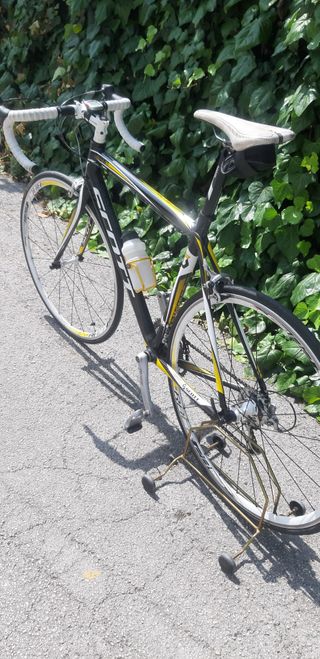 Bicicletta corsa Scott - usata