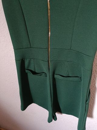 Mono corto verde esmeralda