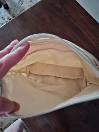 Custodia cosmetici beige e rosa