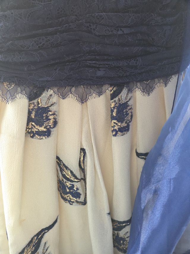 Vestido ceremonia encaje beige-azul