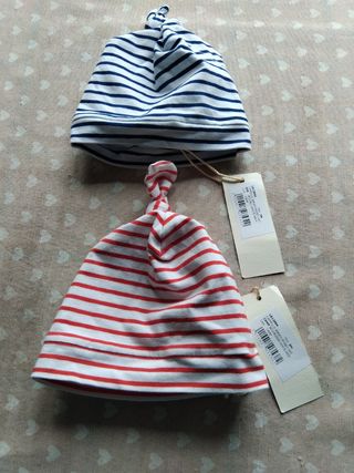 2 Cappellini Neonati Laura Biagiotti 0-6m