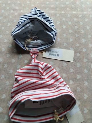 2 Cappellini Neonati Laura Biagiotti 0-6m