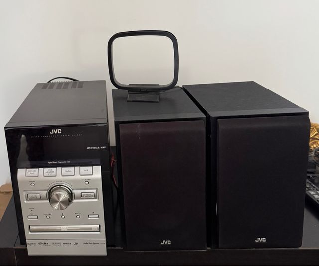 Minicadena JVC MP3-WMA-WAV