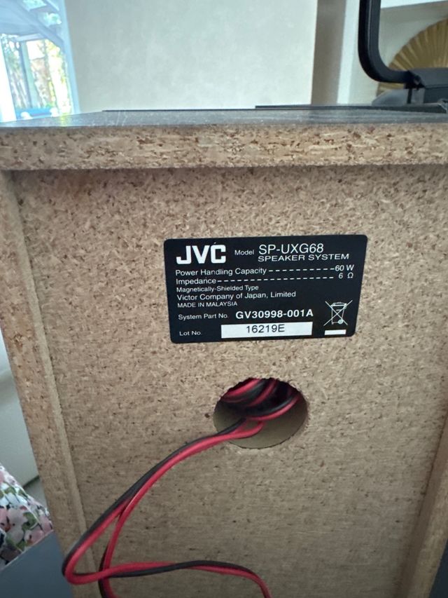 Minicadena JVC MP3-WMA-WAV