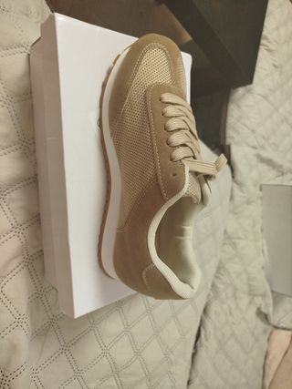Zapatillas deportivas beige mujer