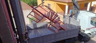 Escalera caracol metálica