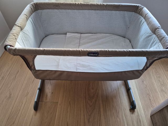 Cuna Chicco beige