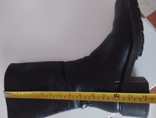 Botas altas negras piel