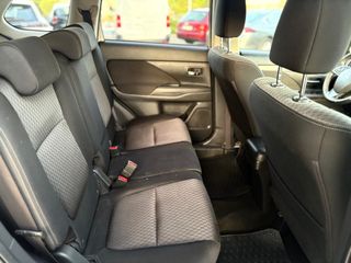 Mitsubishi Outlander 2015