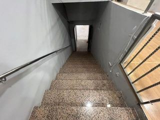 Local comercial en alquiler en Pubilla Cases en Hospitalet de Llobregat, L´