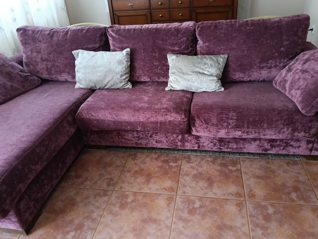 Sofá rinconera morado