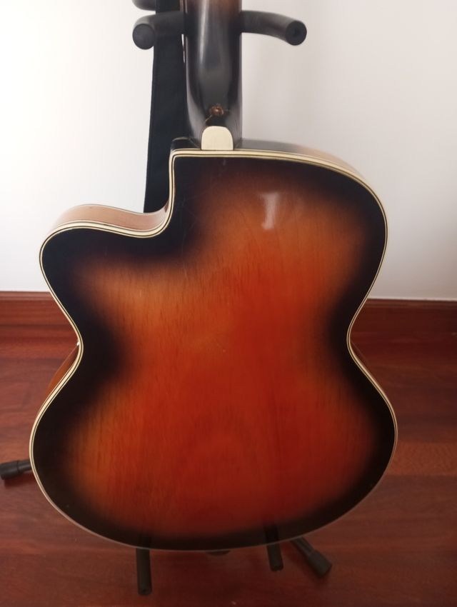 Guitarra Jazz Lindberg Hoyer (60s)