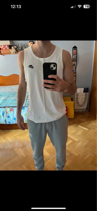 Camiseta tirantes Nike blanca