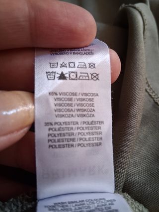 Vestido manga corta midi verde militar
