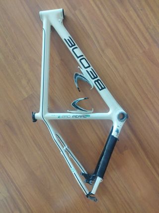 Cuadro BE ONE 26" Carbono talla L