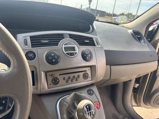 Renault Grand Scenic 2006