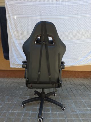 Silla Gaming DOWNIX - Negra con Rojo