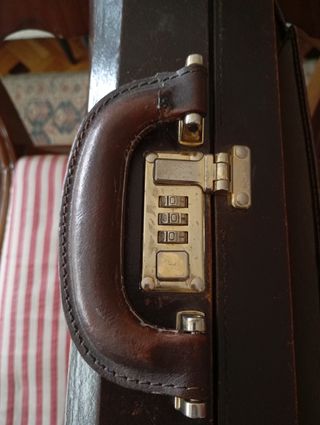 Maletín médico antiguo de cuero