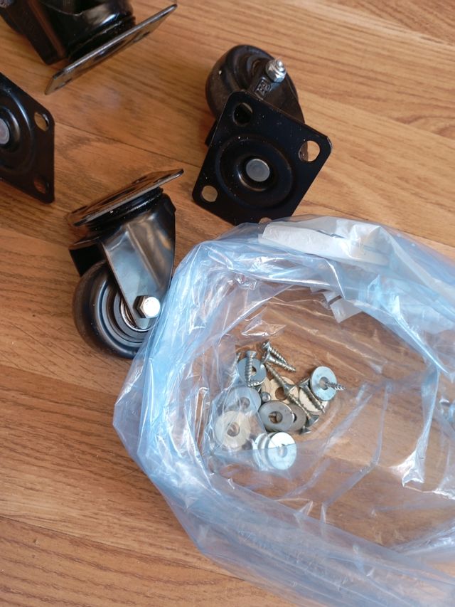 4 Ruedas Muebles - Resistentes