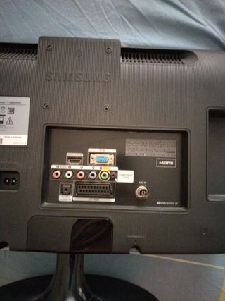 Vendo TV Samsung funzionante senza telecomando 