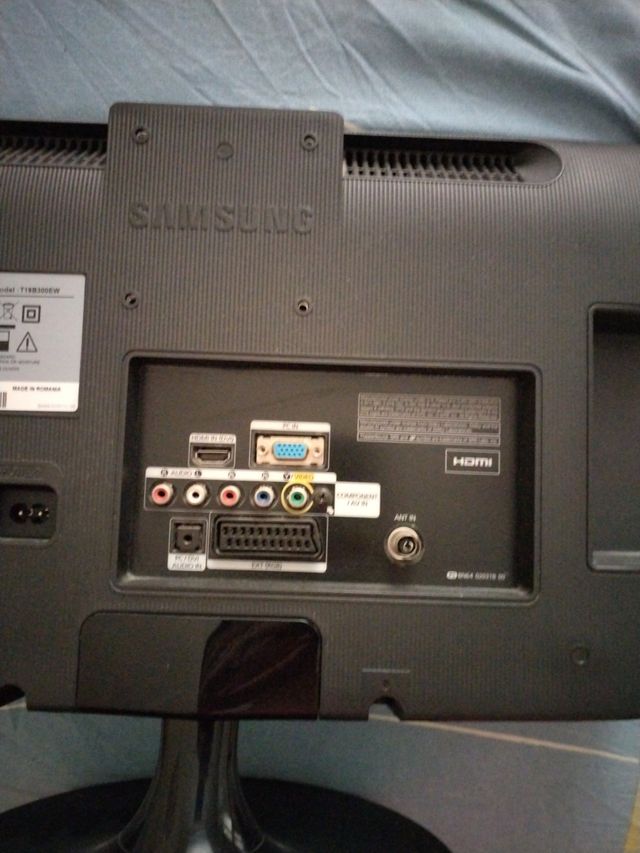 Vendo TV Samsung funzionante senza telecomando