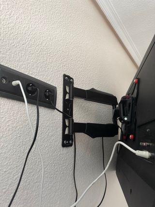 TV LG 43" negra - ¡Como nueva!