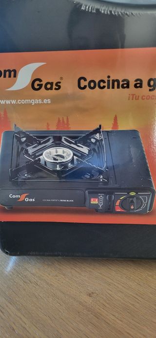 Cocina a gas portátil y 2 Recargas Butsir B250