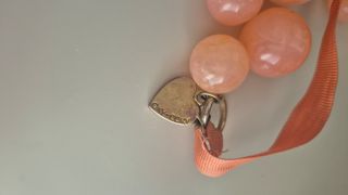 Collar Oky-Coky bolas rosa coral