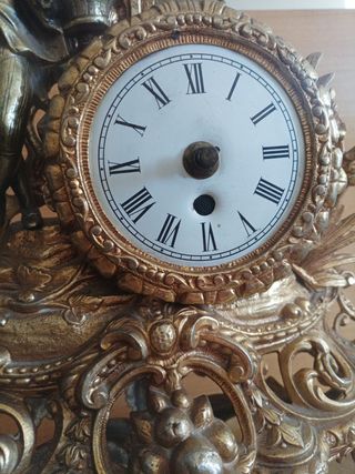  Magnífico  Reloj antiguo dorado