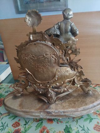  Magnífico  Reloj antiguo dorado