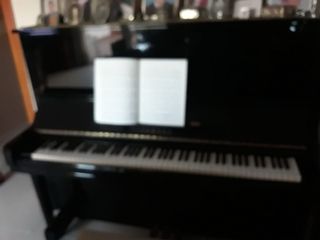 Piano Yamaha Negro