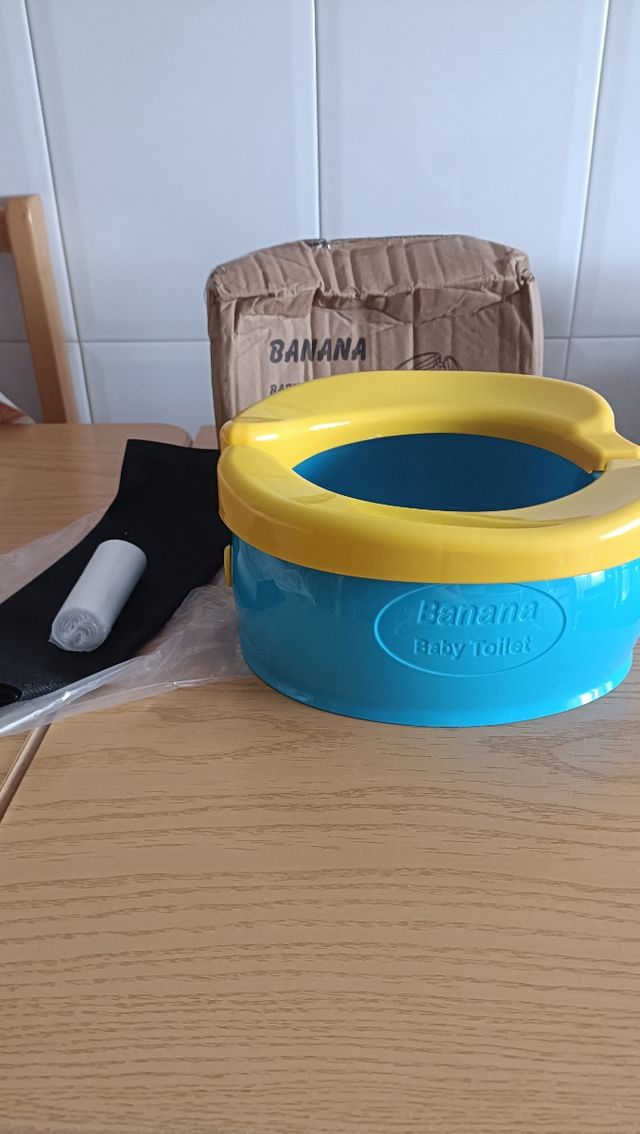 Váter infantil marca Banana