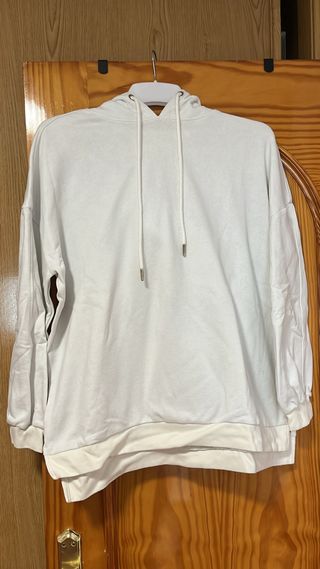 Sudadera blanca capucha