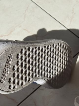 Zapatillas Adidas Superstar blancas y azules