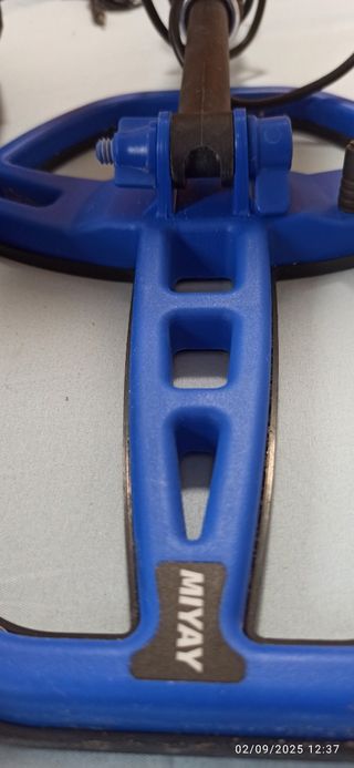 Detector metales Miyay usado, buen estado