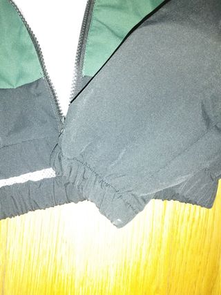 Chaqueta bicolor verde y blanca